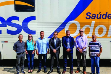 PREFEITO ANDRÉ PORTUGUÊS REALIZA ABERTURA DO ODONTOSESC EM MIGUEL PEREIRA