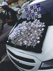 Trafico de drogas na RJ 125