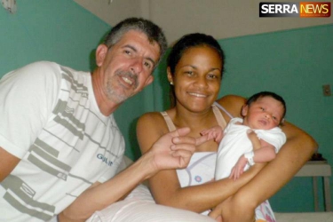 VALENTINA CHEGA CHEIA DE SAÚDE PARA ALEGRIA DOS PAPAIS GELSON JR. E RAFAELLA