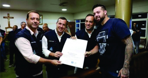 Câmara de  Vereadores e  Prefeitura de  Miguel Pereira  realizam entrega do REURB