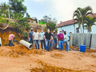 Prefeito Juninho Bernardes anuncia asfalto para mais 05 ruas em Paty