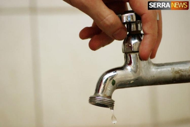 Queda de árvores em rede elétrica para usina