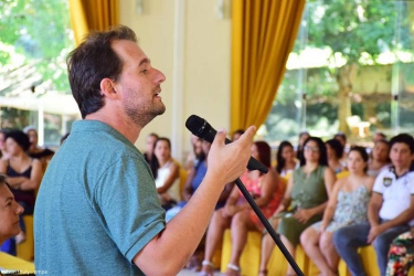 PREFEITO JUNINHO BERNARDES ANUNCIA BOAS NOVAS NA ABERTURA OFICIAL DO ANO LETIVO DE 2019