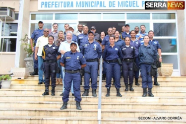 Guardas Municipais são condecorados