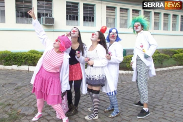 Jovens Adventistas doam "Gotas de Alegria"