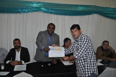 MIGUEL PEREIRA ATLÉTICO  CLUBE ENTREGA PRÊMIO FAZ A DIFERENÇA