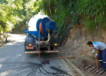 OPERAÇÃO DE LIMPEZA CONTINUA POR TODA A CIDADE DE PAULO DE FRONTIN