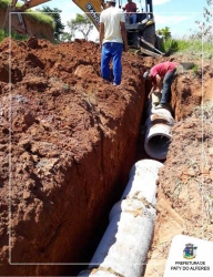 PREFEITO JUNINHO REALIZA OBRA DE DRENAGEM NO RECANTO DOS EUCALIPTOS