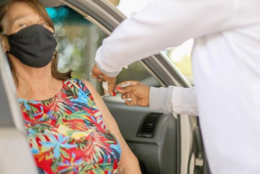 Vacinação para idosos de 68 anos será neste sábado dia 17.