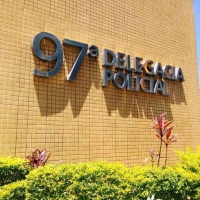 Dois homens suspeitos de integrar quadrilha de furtos de carros são presos em Mendes